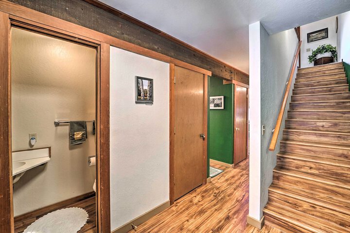 Quiet Home w / Graeagle Meadows Golf Course View!