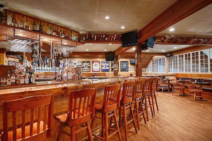 Best Western Plus Windjammer Inn & Conference Center