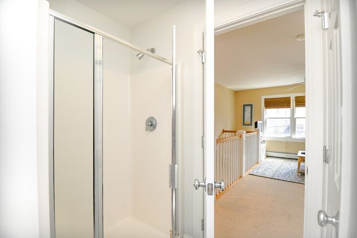 Stunning 5 Bdr Walk to York Harbor Beach!