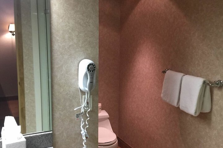 Room 80 of 111