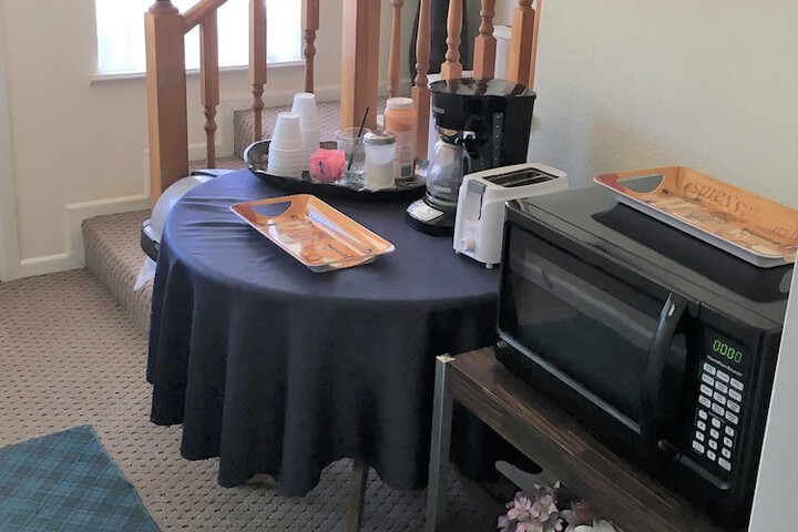 Breakfast/Coffee Service 37 of 45