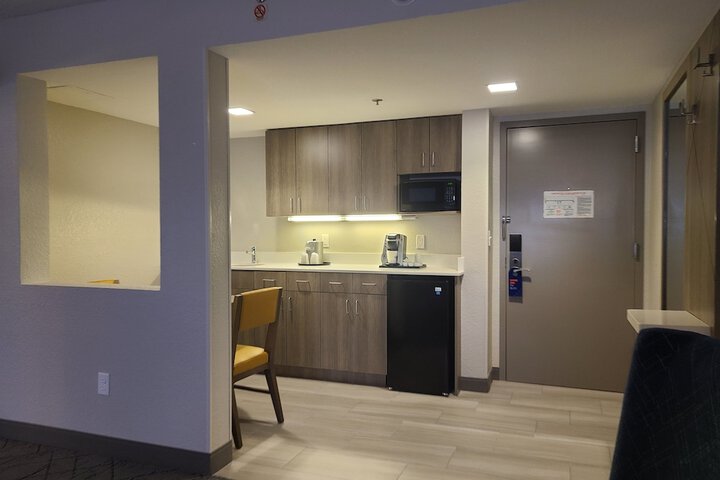 Holiday Inn Express & Suites Ft. Lauderdale N - Exec Airport by IHG