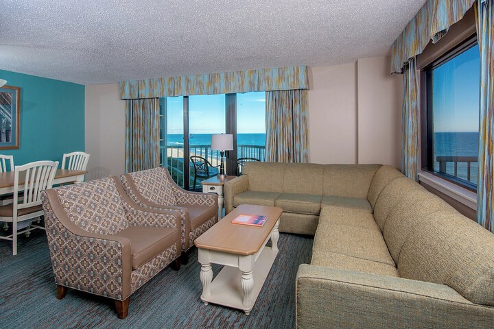Room 52 of 66