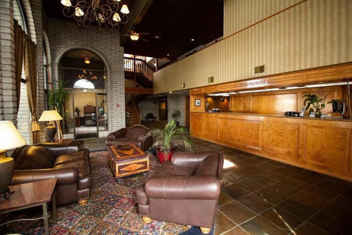 FairBridge Inn Suites & Outlaw Conference Center  Kalispell