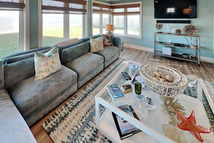 Ocean Shore by Distinctive Beach Rentals