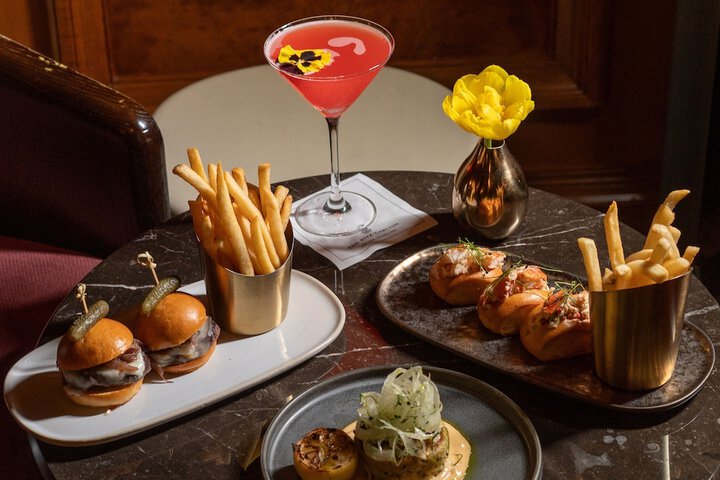 Dining 91 of 133