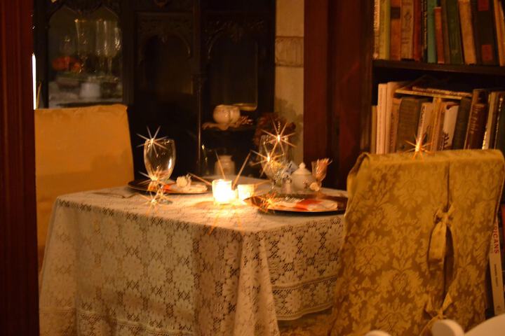 Dining 76 of 108
