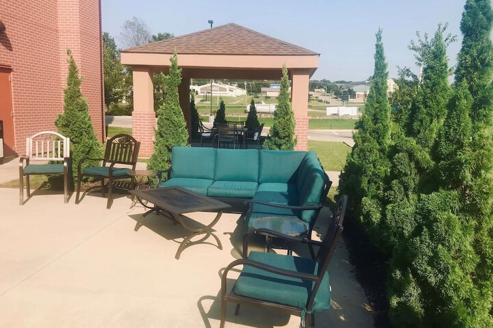 Terrace/Patio 41 of 43