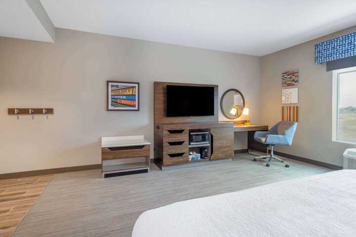 Room 25 of 36