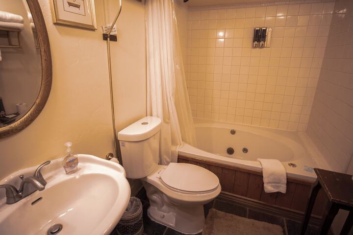 Room 45 of 50
