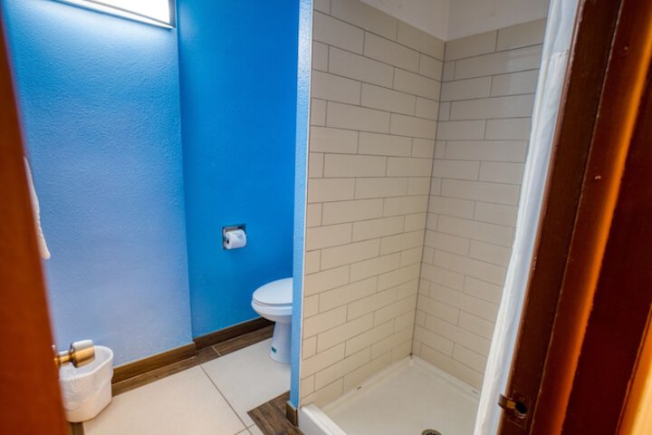 Room 23 of 58