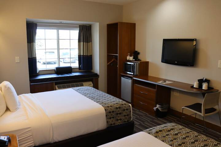 Microtel Inn & Suites by Wyndham Columbus / Near Fort Benning