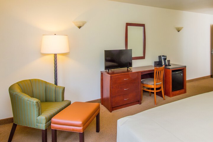 Room 26 of 43