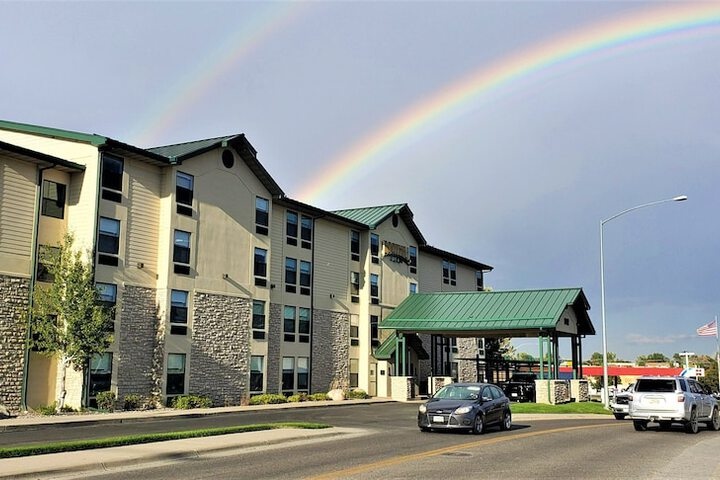 Hotel 2 of 61
