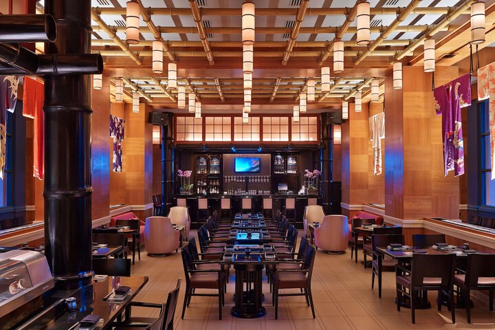 Dining 91 of 162