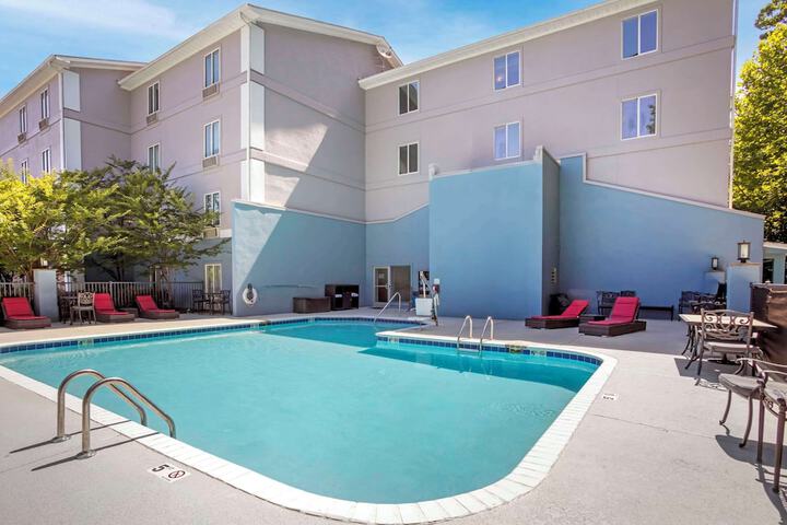 Pool 6 of 58