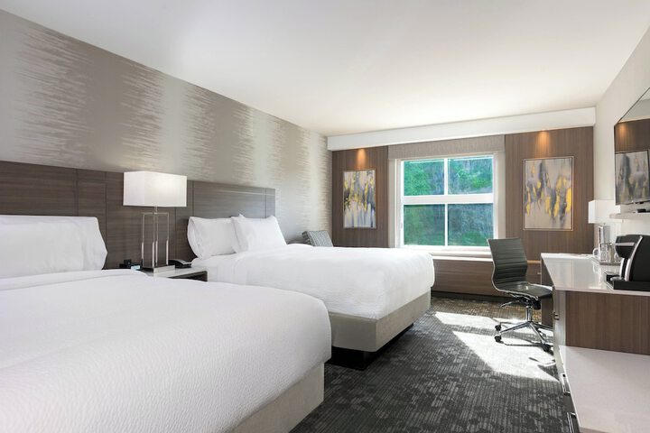 Courtyard by Marriott Edgewater NYC Area