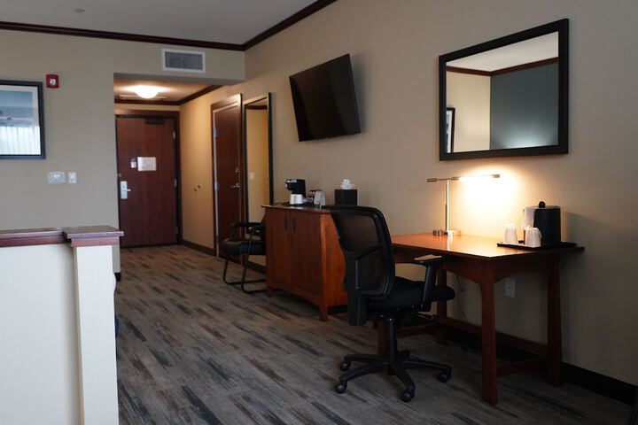 Room 17 of 52
