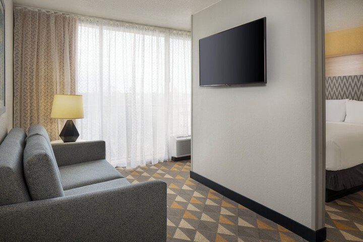 Room 45 of 149