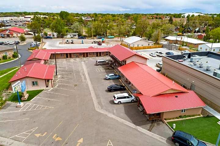 Valley Motel