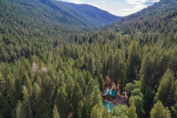 Yuba River Inn