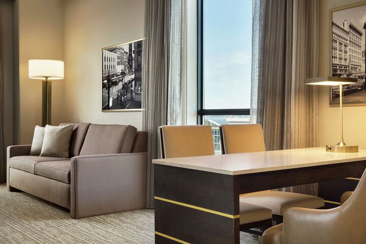 Embassy Suites by Hilton Syracuse Destiny USA