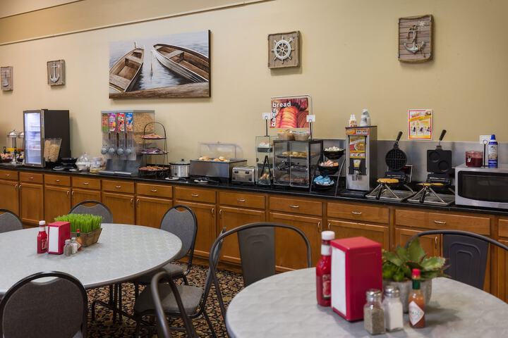 Breakfast/Coffee Service 19 of 35