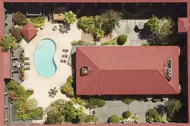 Hotel 2 of 28