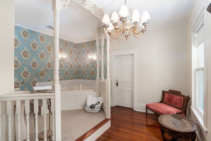 Room 14 of 34