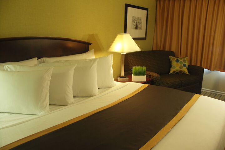 Room 15 of 90
