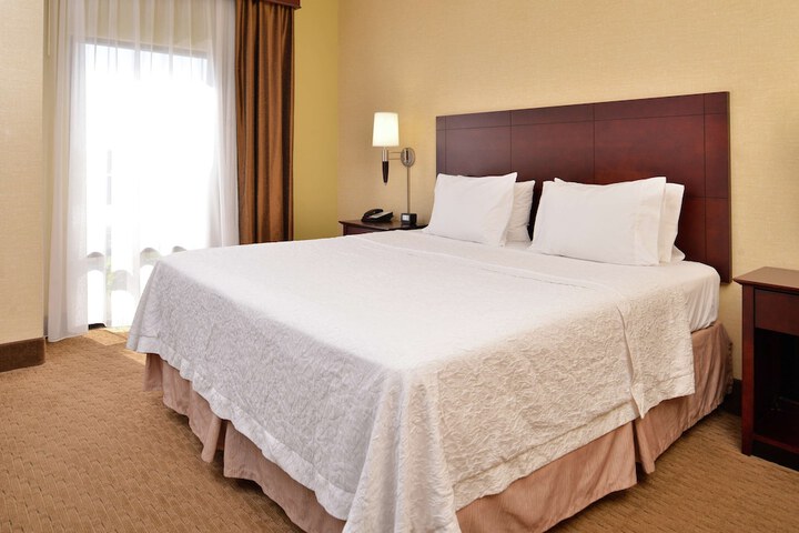 Hampton Inn Staunton