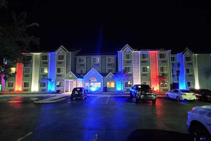 Microtel Inn & Suites by Wyndham Zephyrhills