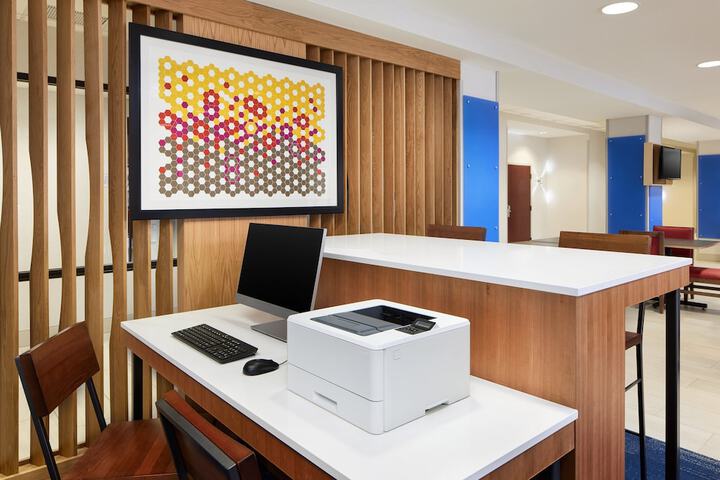 Holiday Inn Express & Suites Seymour by IHG