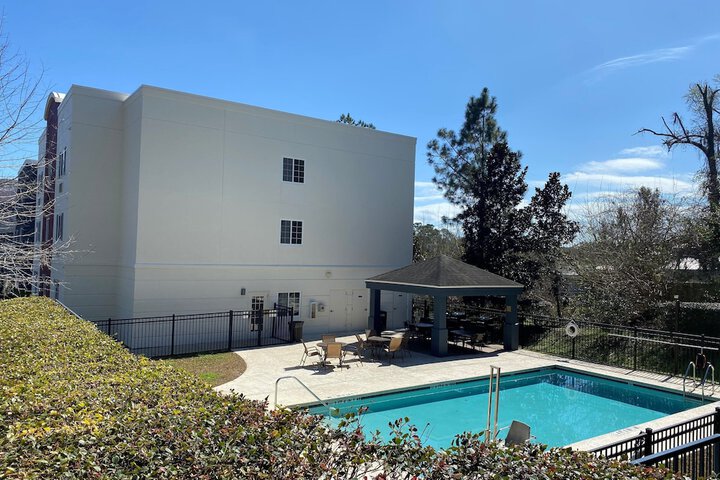 Pool 2 of 24