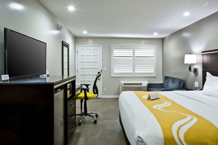 Room 16 of 55