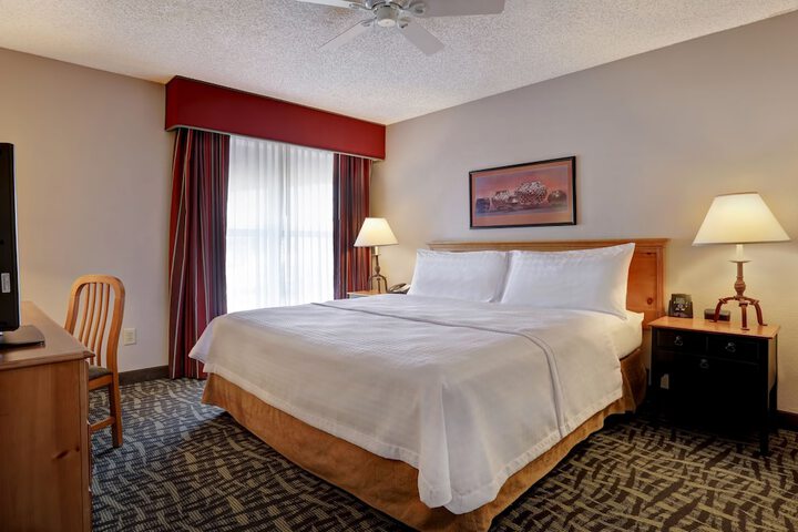 Room 4 of 24