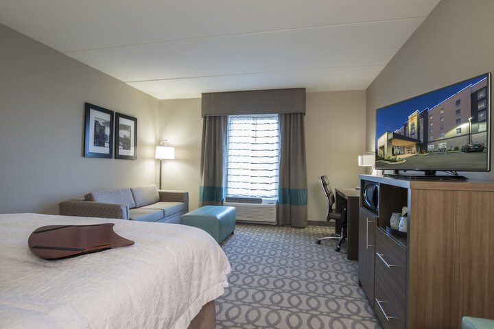 Room 17 of 29