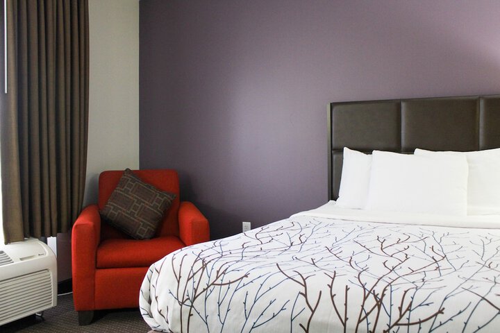 Room 17 of 32