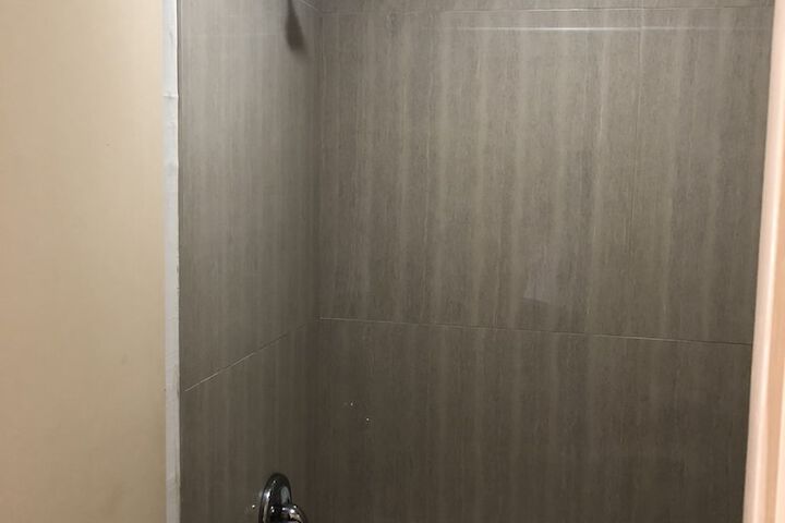 Room 27 of 30