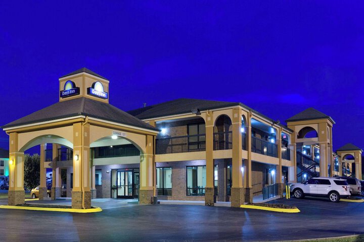 Hotel 2 of 42