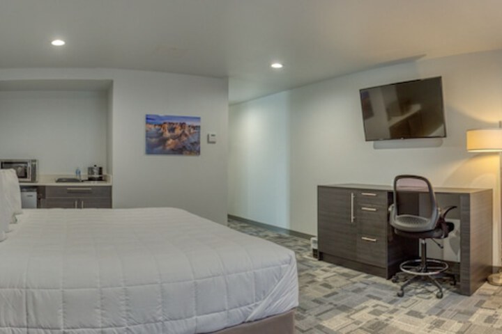 Room 20 of 38