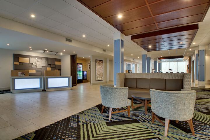 Hotel 2 of 43