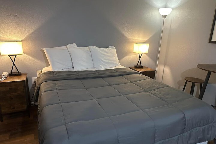 Room 22 of 50