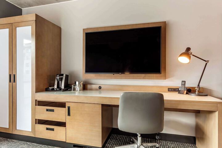 Room 22 of 59