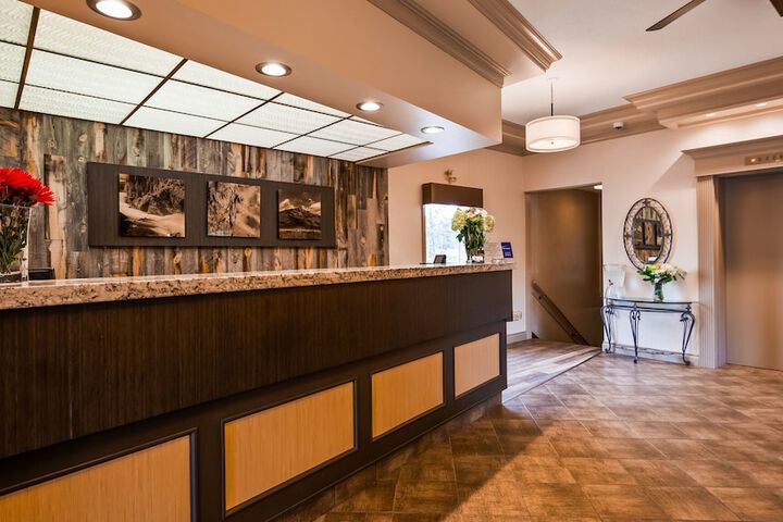 Tower Inn and Suites