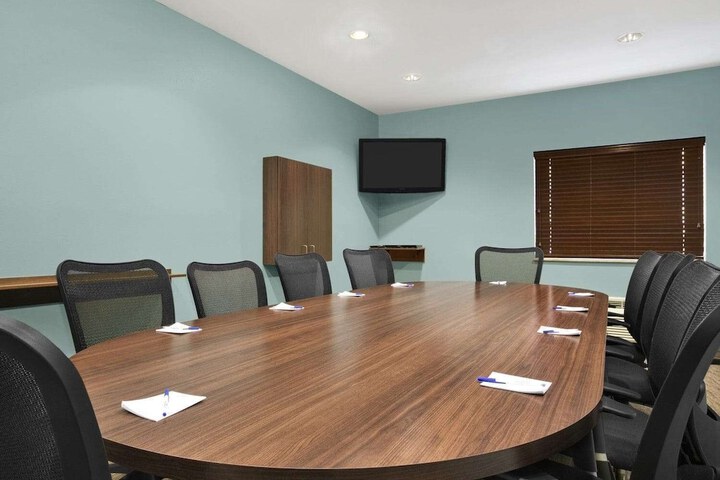 Meeting 21 of 24