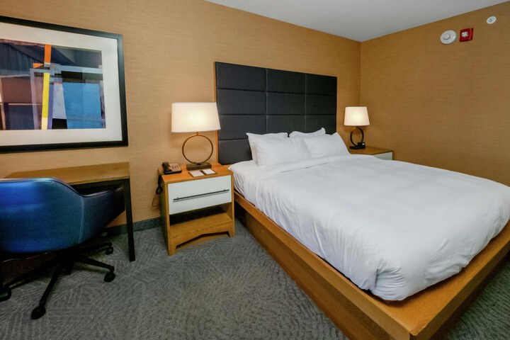 DoubleTree by Hilton Hotel Niagara Falls New York