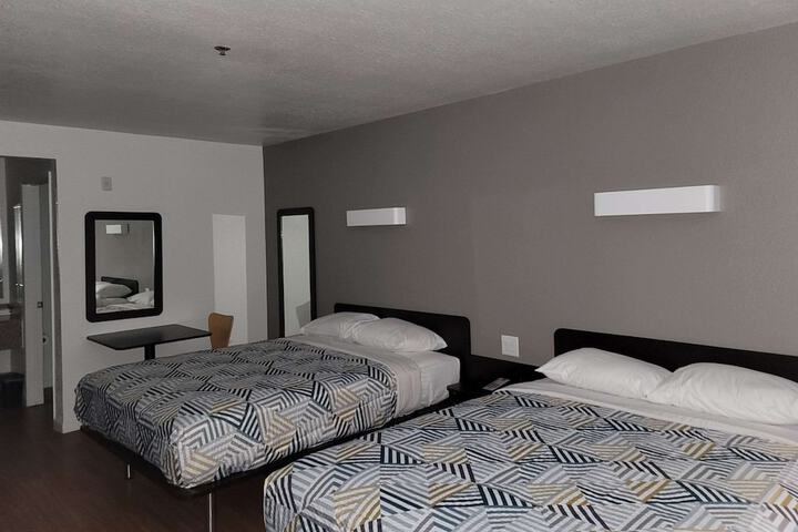 Room 13 of 29