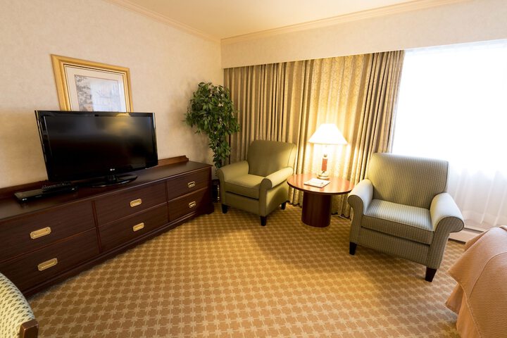 Royal Scot Hotel & Suites Trademark Collection by Wyndham