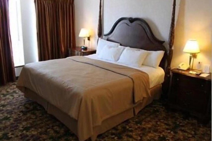 Room 15 of 55